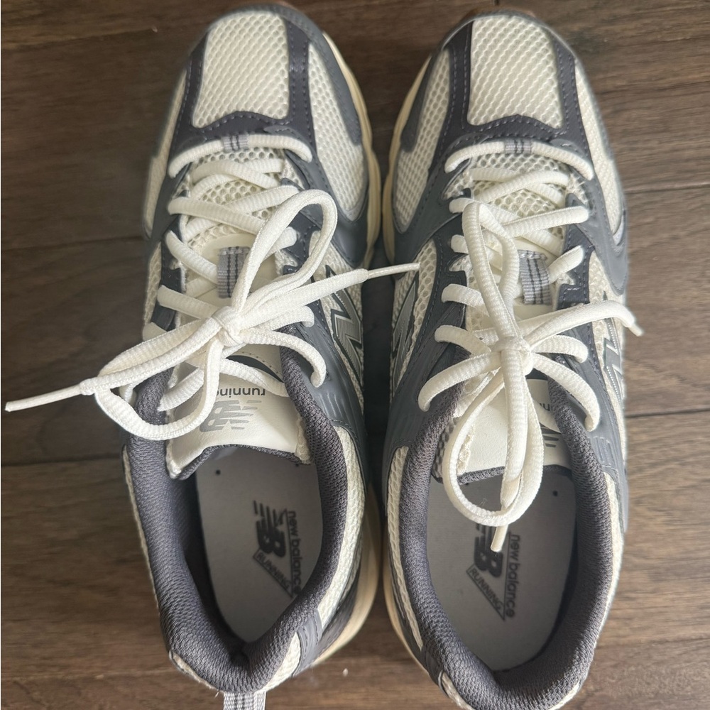 New Balance Sneakers Unisex